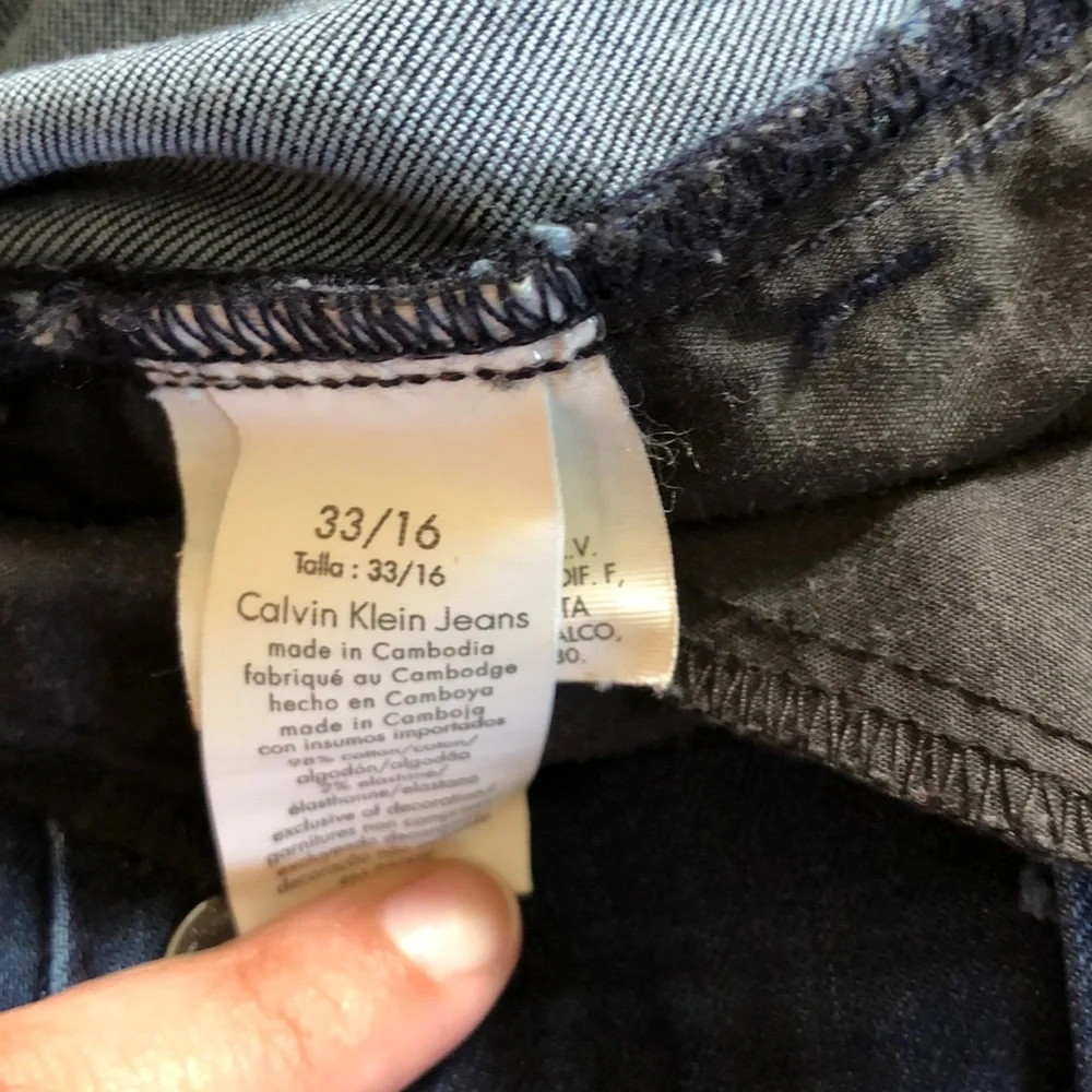 Model Off Duty Calvin Klein Dark‎ Wash Jeans RCKR KICK Dark Blue Size 33/16